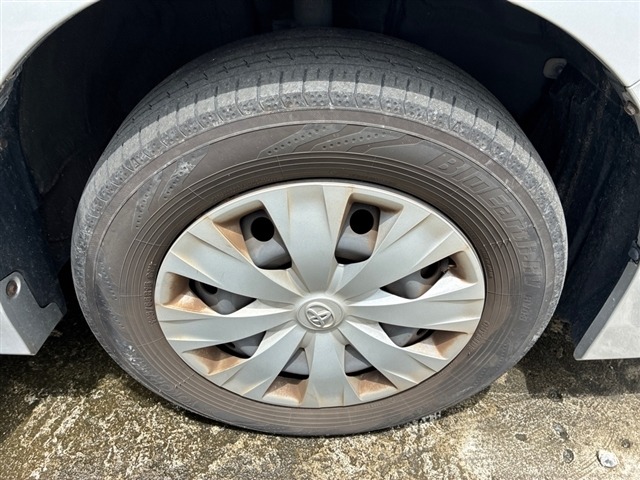 Toyota NOAH 2021 7896488-7