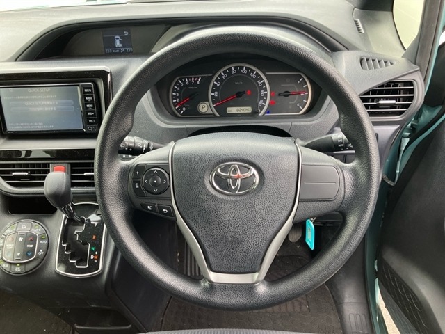 Toyota NOAH 2017 7896509-3