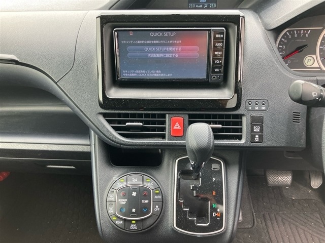 Toyota NOAH 2017 7896509-4