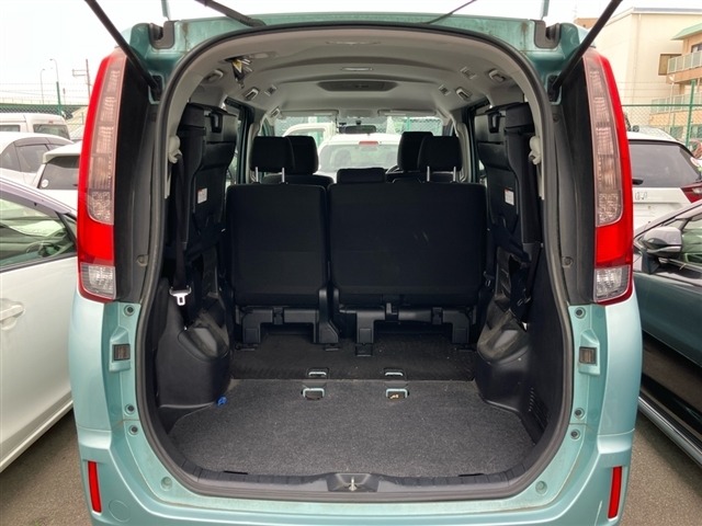 Toyota NOAH 2017 7896509-8