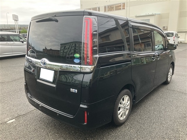 Toyota NOAH 2020 7896513-9