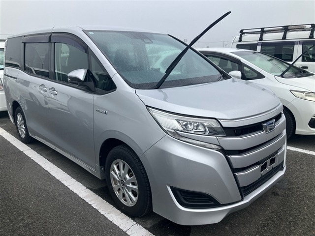 Toyota NOAH 2019 7896531-0