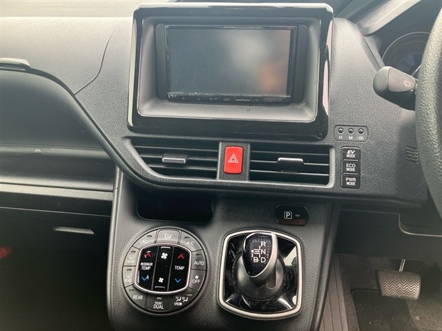 Toyota NOAH 2019 7896531-4
