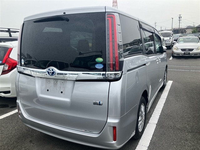 Toyota NOAH 2019 7896531-9