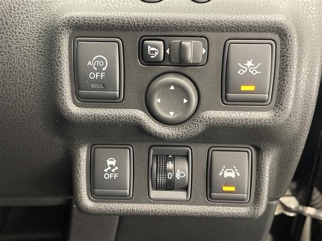 Nissan NOTE 2014 7906022-19