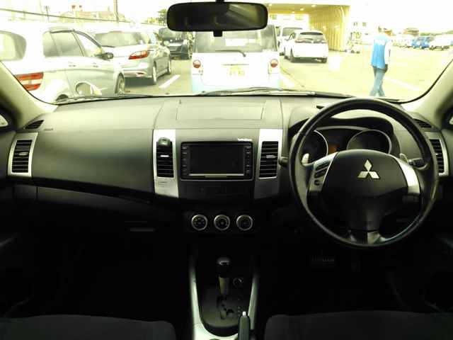 Mitsubishi OUTLANDER 2006 7900046-8