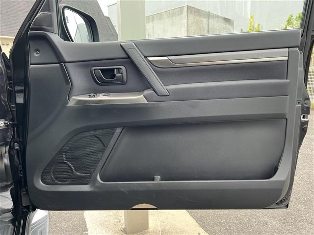 Mitsubishi PAJERO 2015 7906187-3