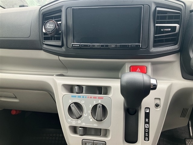 Toyota PIXIS EPOCH 2021 7884796-4