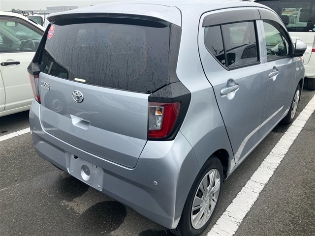 Toyota PIXIS EPOCH 2021 7884796-9