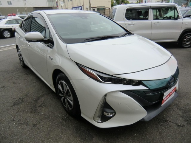 Toyota PRIUS PHV 2017 7890435-10