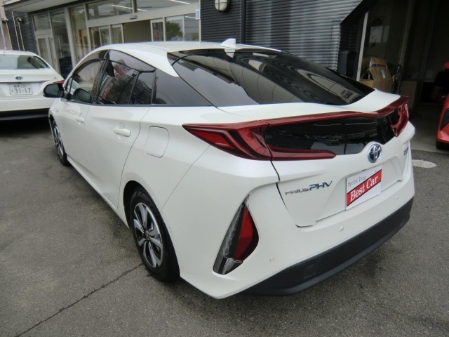 Toyota PRIUS PHV 2017 7890435-12