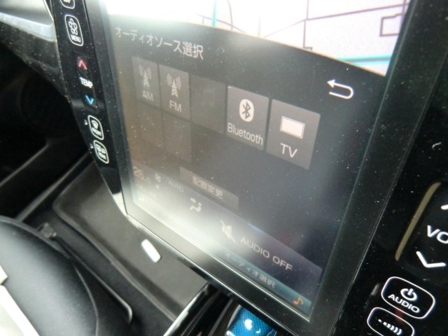 Toyota PRIUS PHV 2017 7890435-19