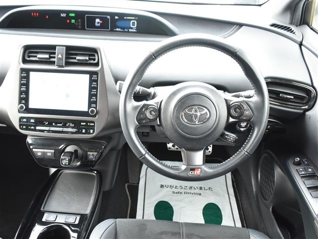 Toyota PRIUS PHV 2021 7890729-5