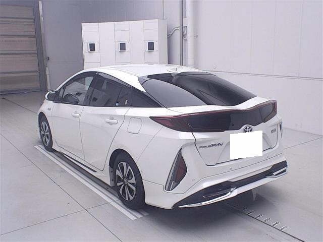 Toyota PRIUS PHV 2018 7890779-1