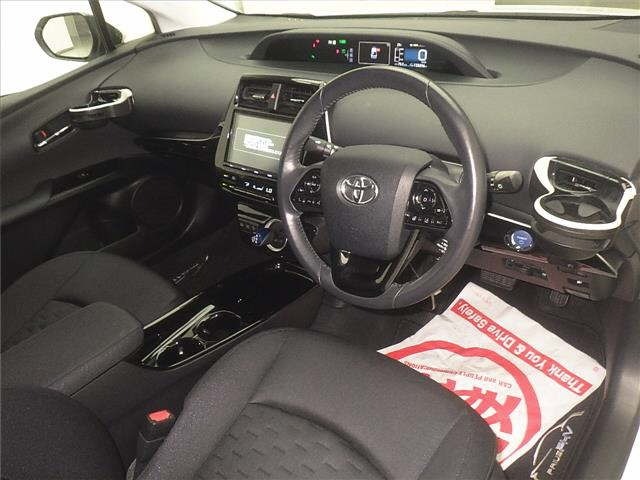 Toyota PRIUS PHV 2018 7890779-3