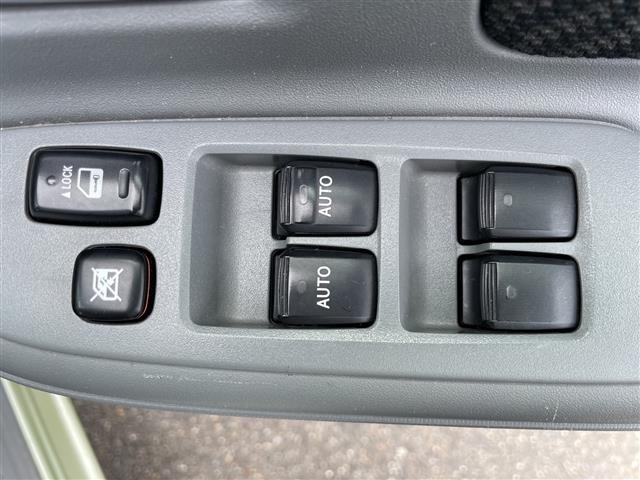 Toyota SIENTA 2010 7889278-3