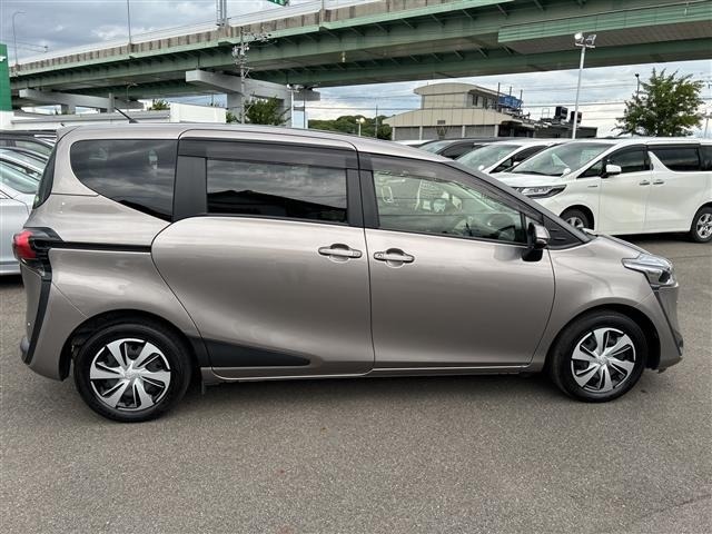 Toyota SIENTA 2020 7889369-6
