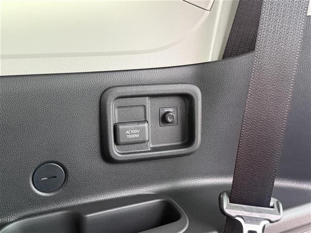 Toyota SIENTA 2025 7889376-6