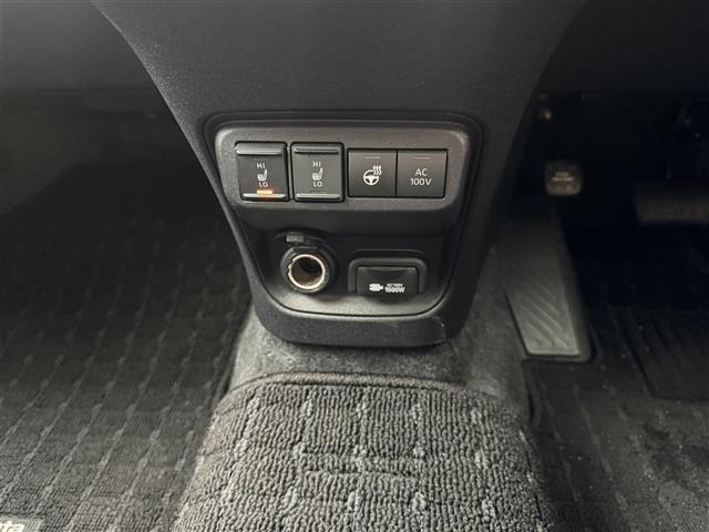 Toyota SIENTA 2025 7889376-7