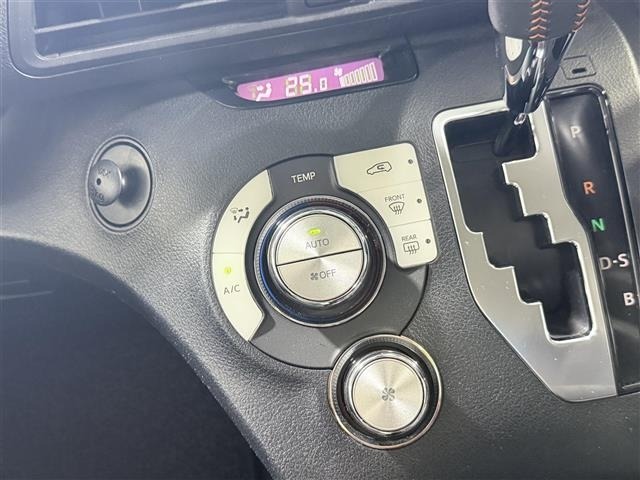 Toyota SIENTA 2018 7889386-11