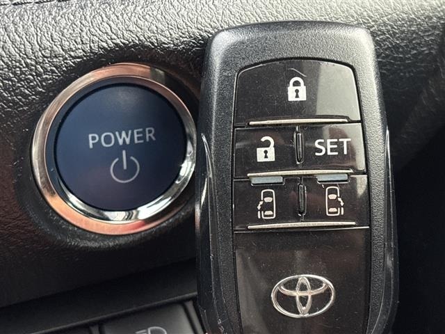 Toyota SIENTA 2021 7889429-8