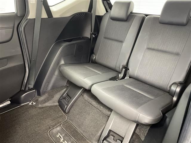 Toyota SIENTA 2018 7889443-2