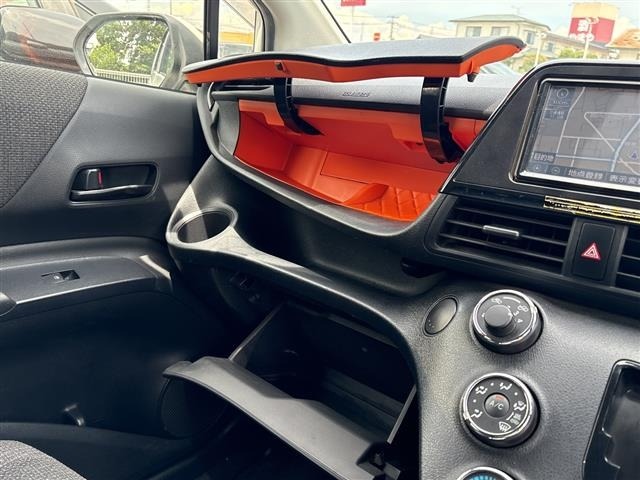 Toyota SIENTA 2019 7889444-23