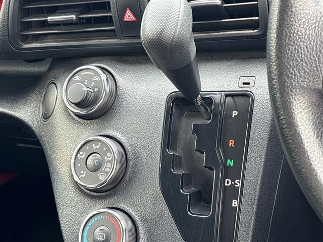 Toyota SIENTA 2019 7889444-9