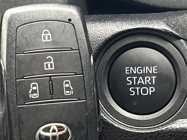 Toyota SIENTA 2025 7889456-7
