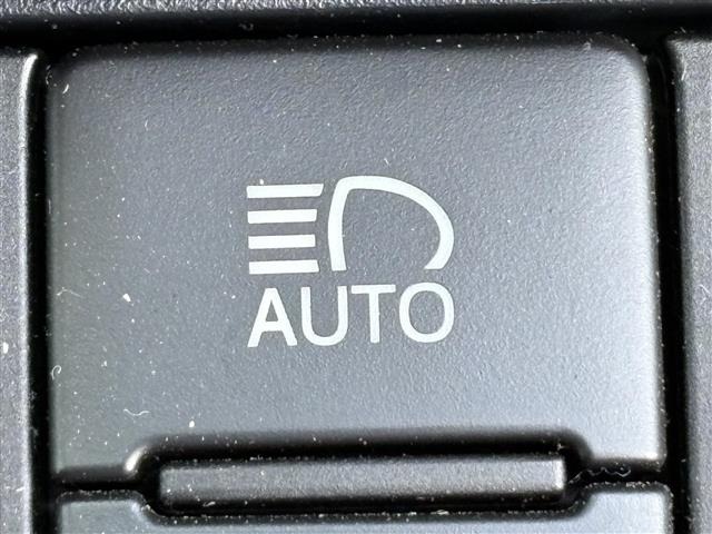 Toyota SIENTA 2017 7889558-19