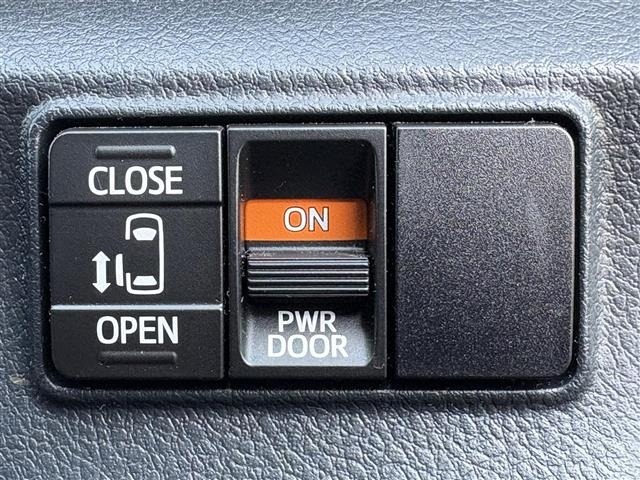 Toyota SIENTA 2017 7889558-3