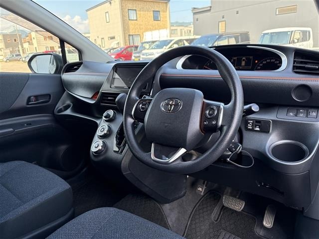 Toyota SIENTA 2017 7889558-8