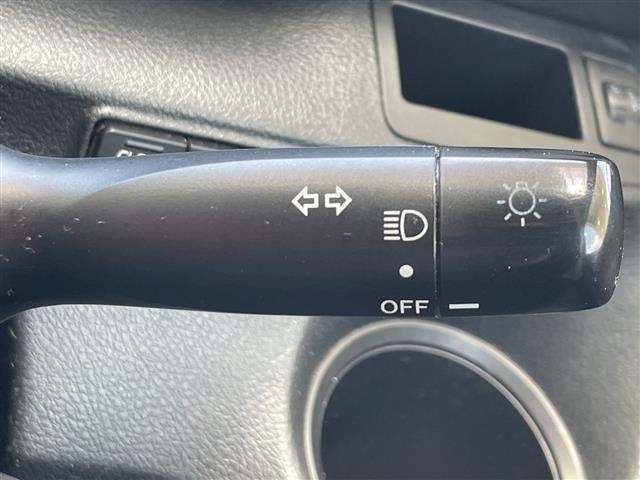 Toyota SIENTA 2017 7889708-6