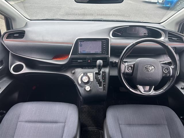 Toyota SIENTA 2017 7889745-15