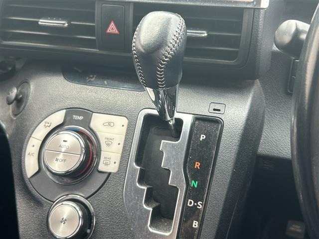 Toyota SIENTA 2017 7889745-9