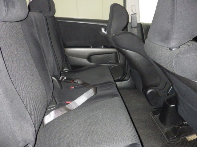 Honda STREAM 2007 7899557-8