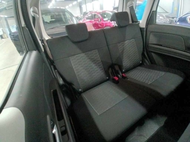 Suzuki WAGON R 2025 7903743-12