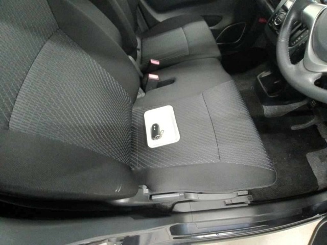 Suzuki WAGON R 2012 7903745-10
