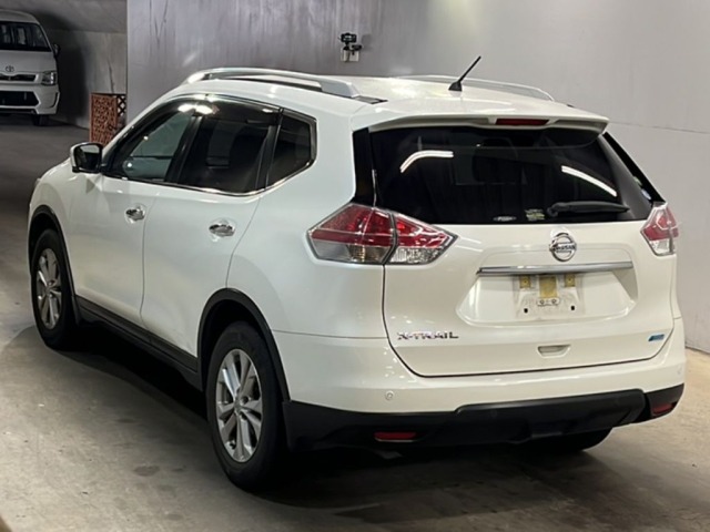 Nissan X-TRAIL 2016 7889072-1