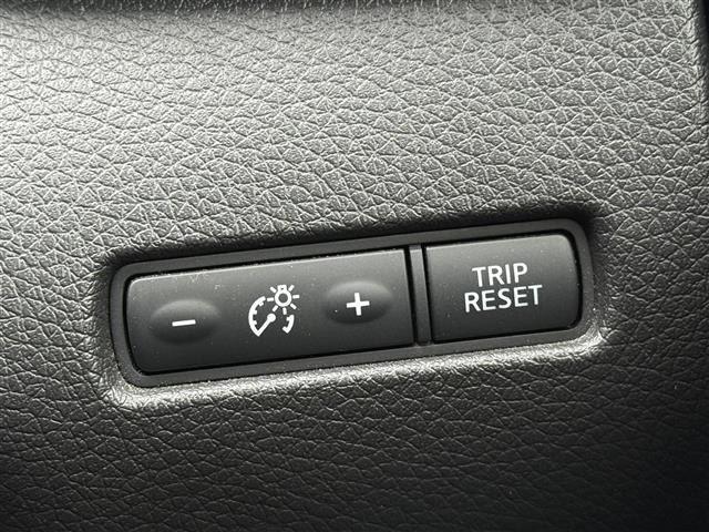 Nissan X-TRAIL 2016 7891134-7
