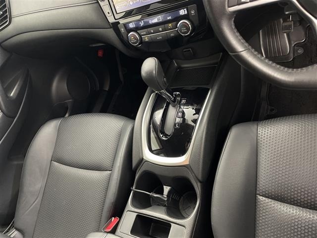 Nissan X-TRAIL 2018 7891247-12