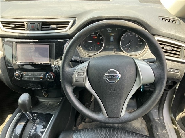 Nissan X-TRAIL 2017 7891754-3