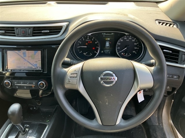 Nissan X-TRAIL 2016 7891774-3