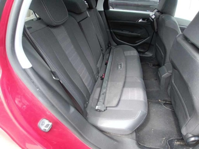 Peugeot 308 2019 7920797-12