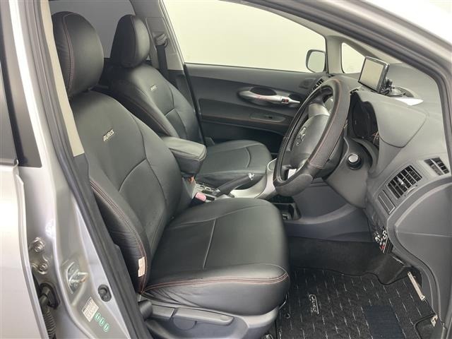 Toyota AURIS 2010 7909923-1