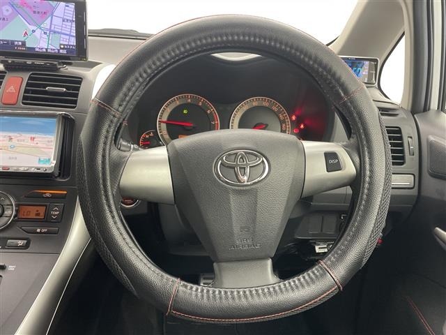 Toyota AURIS 2010 7909923-17