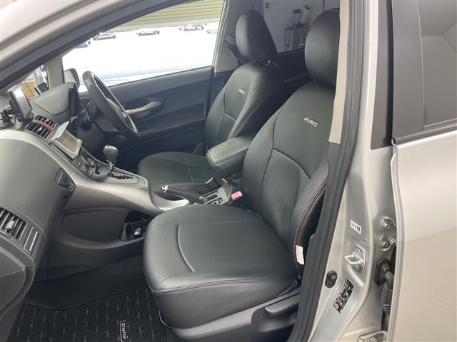Toyota AURIS 2010 7909923-5