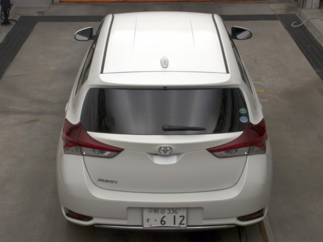 Toyota AURIS 2016 7909942-7