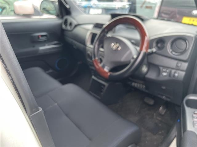Toyota BB 2008 7921836-2