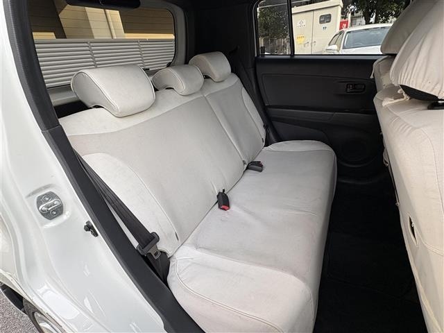 Toyota BB 2013 7921840-4